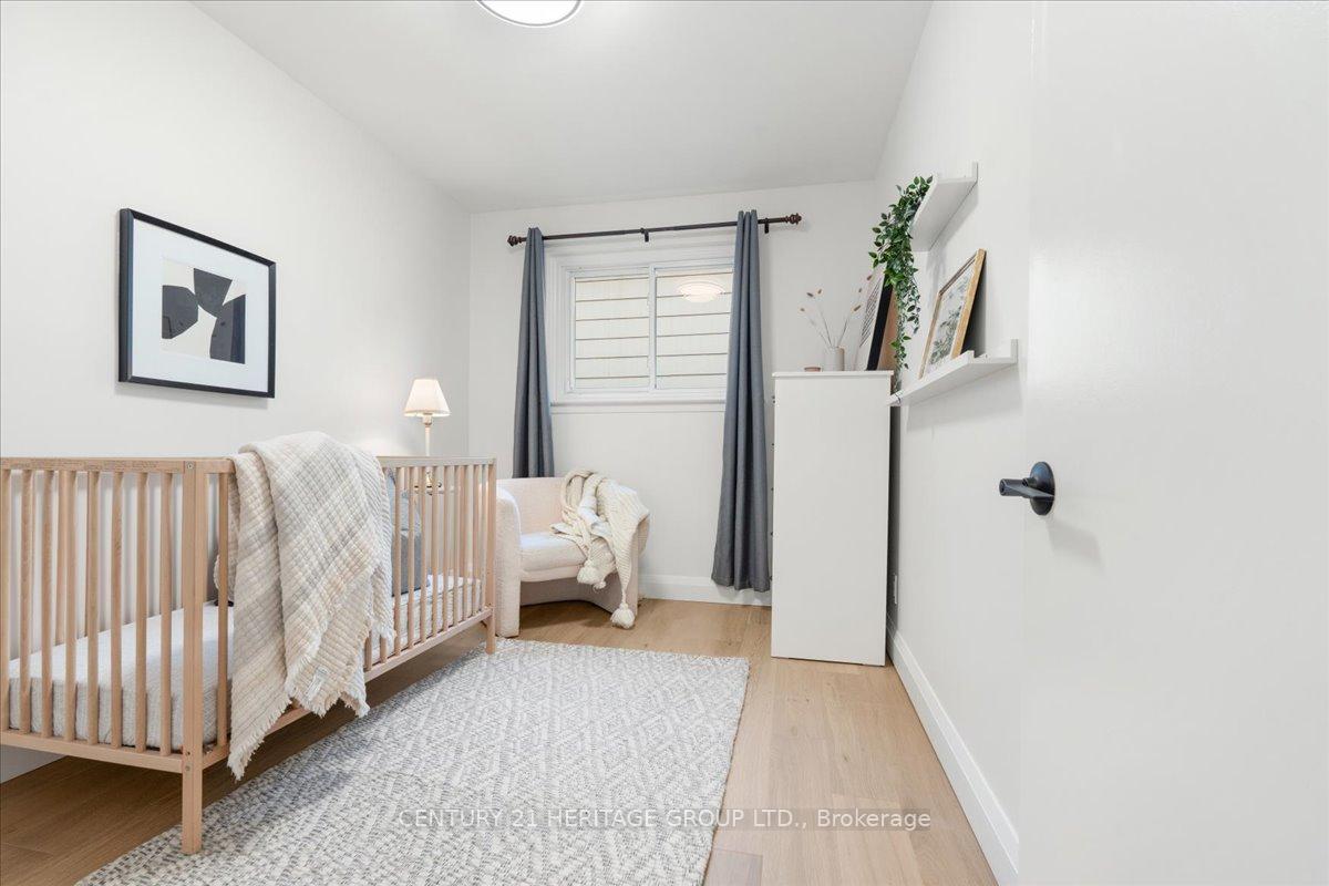 Photo 24 of 67 Pleasant Avenue, Hamilton, Dundas — HOMEH