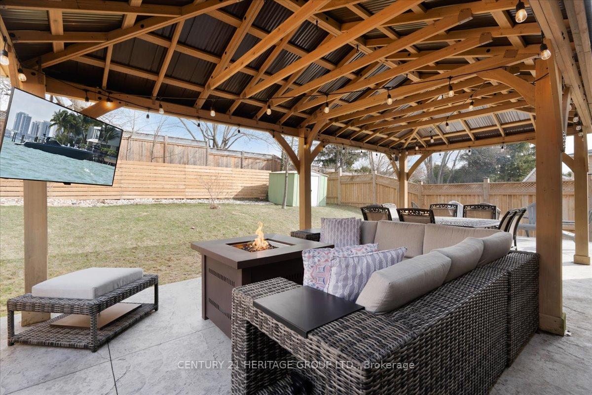 Photo 43 of 67 Pleasant Avenue, Hamilton, Dundas — HOMEH