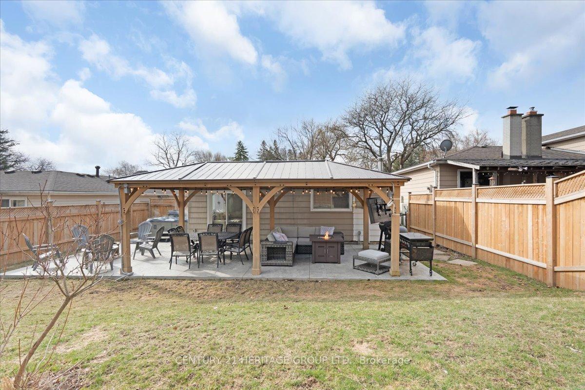 Photo 46 of 67 Pleasant Avenue, Hamilton, Dundas — HOMEH