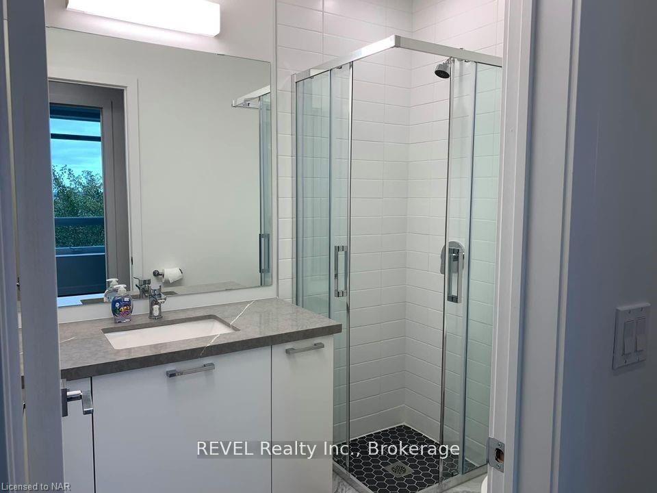 Photo 8 of Unit 407, 479 Charlton Ave E, Hamilton, Stinson — HOMEH
