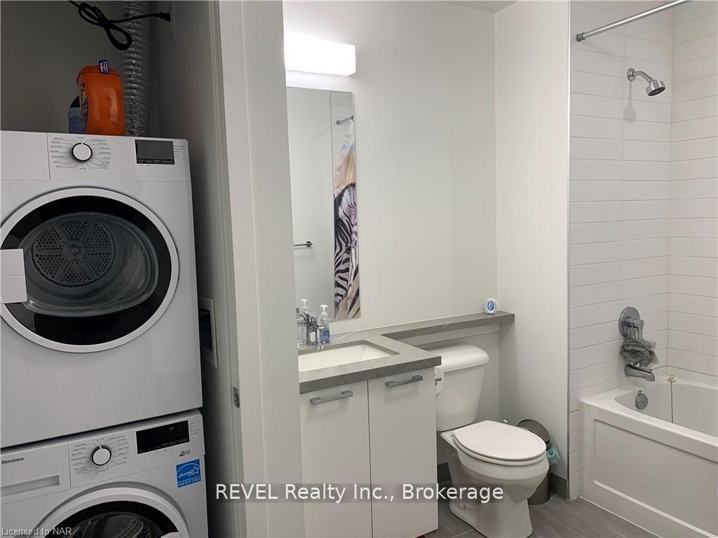 Photo 12 of Unit 407, 479 Charlton Ave E, Hamilton, Stinson — HOMEH