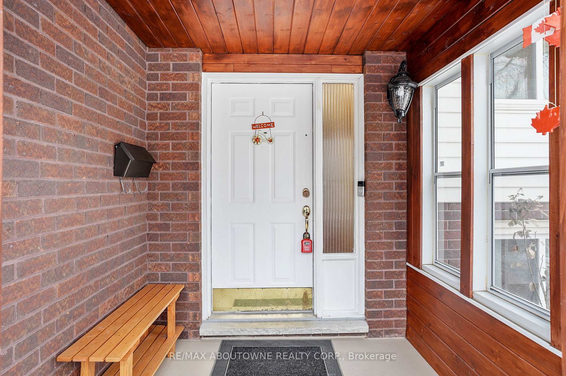 Photo 3 of 44 The Meadows Street, St. Catharines, Lakeport — HOMEH
