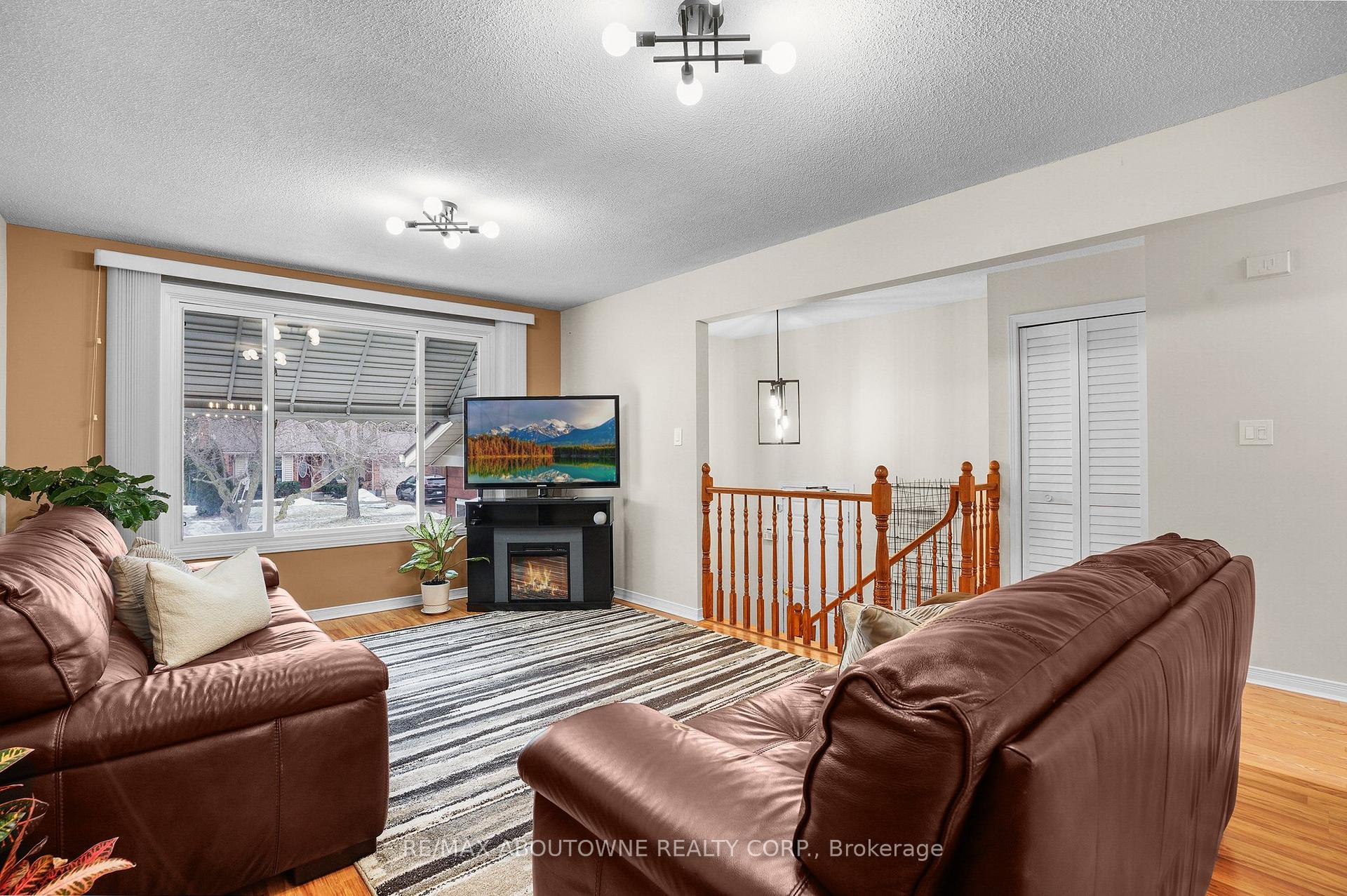 Photo 5 of 44 The Meadows Street, St. Catharines, Lakeport — HOMEH