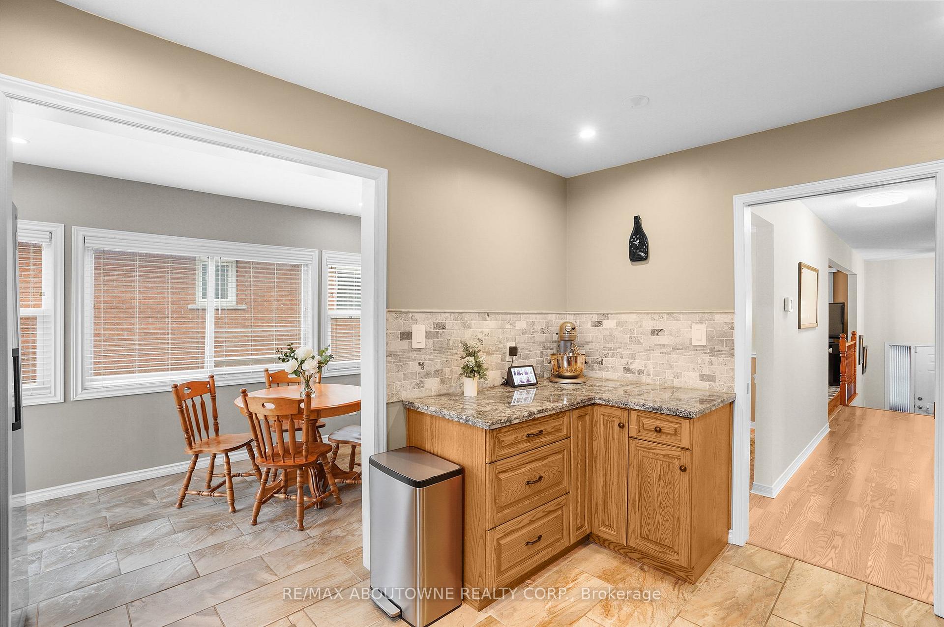 Photo 11 of 44 The Meadows Street, St. Catharines, Lakeport — HOMEH