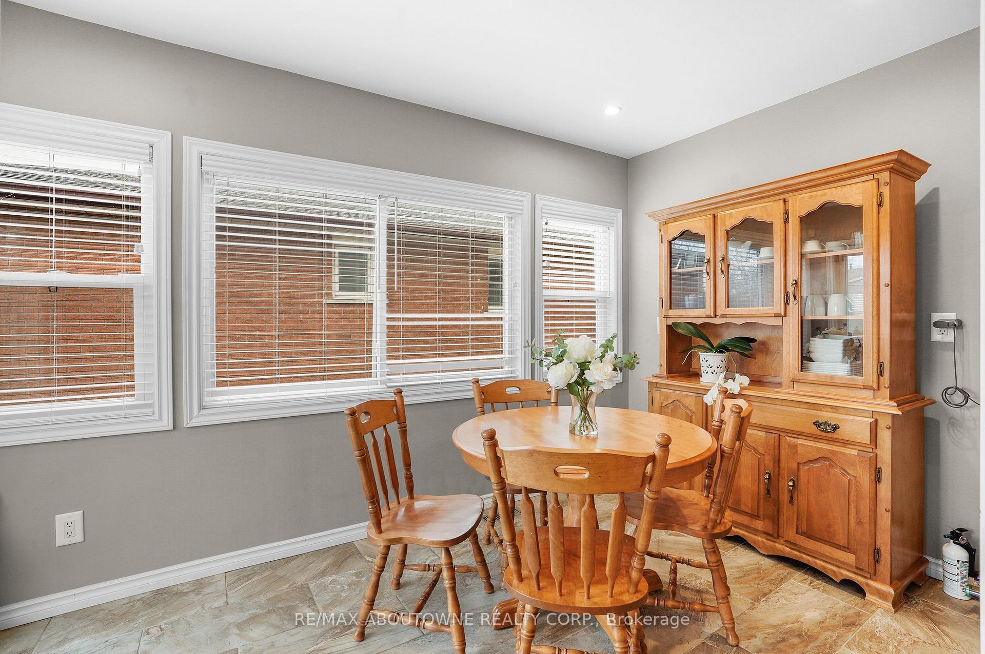 Photo 14 of 44 The Meadows Street, St. Catharines, Lakeport — HOMEH