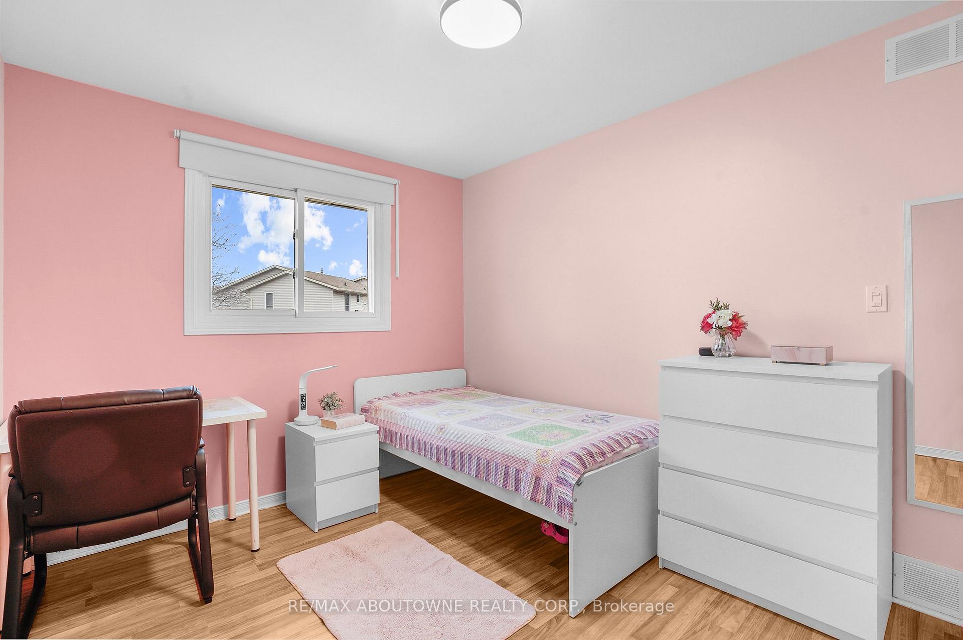 Photo 18 of 44 The Meadows Street, St. Catharines, Lakeport — HOMEH