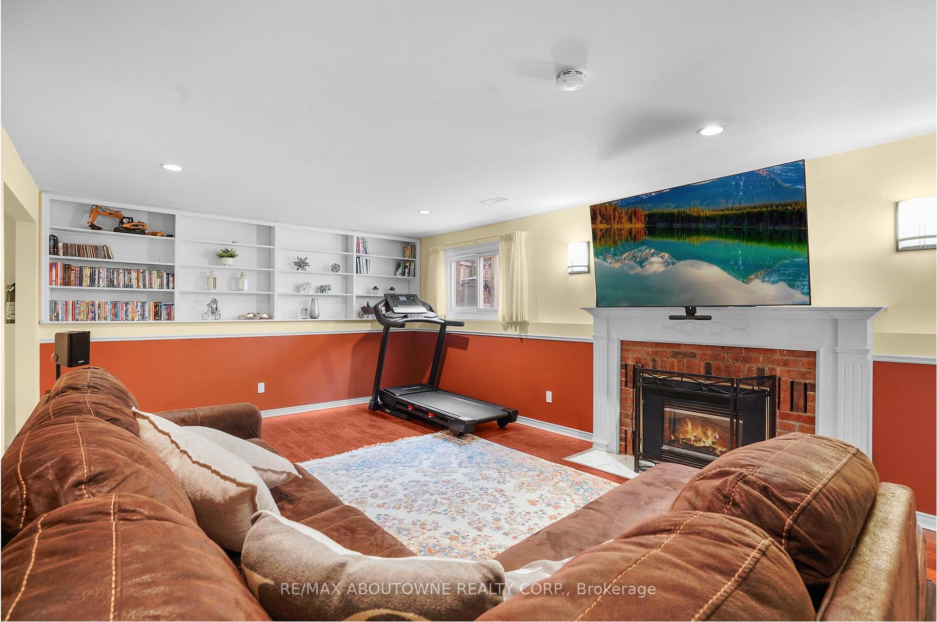 Photo 25 of 44 The Meadows Street, St. Catharines, Lakeport — HOMEH