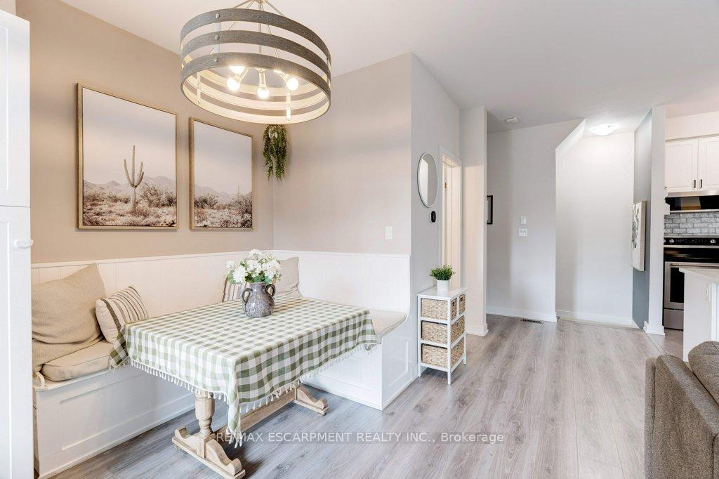 Photo 12 of Unit 74, 590 North Service Road, Hamilton, Lakeshore — HOMEH