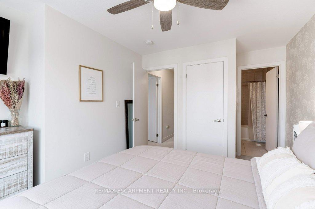 Photo 20 of Unit 74, 590 North Service Road, Hamilton, Lakeshore — HOMEH