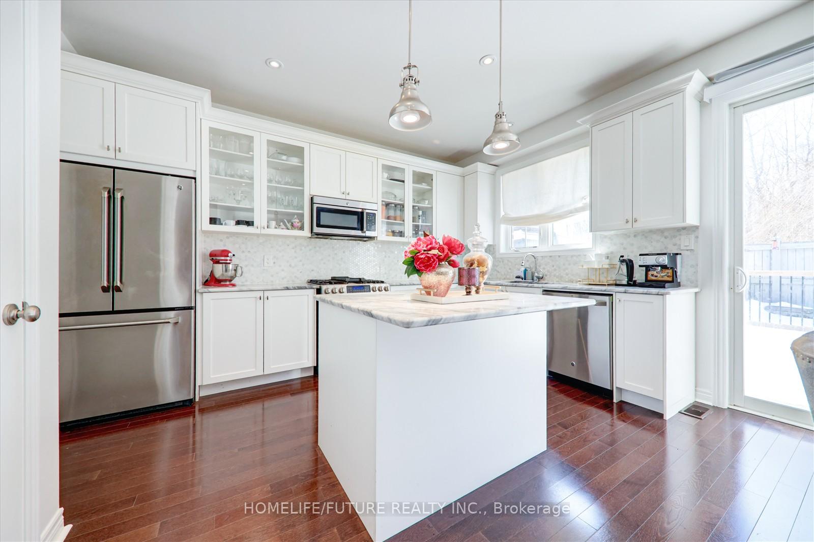 Photo 14 of 4 Bignell Crescent, Ajax, Northeast Ajax — HOMEH
