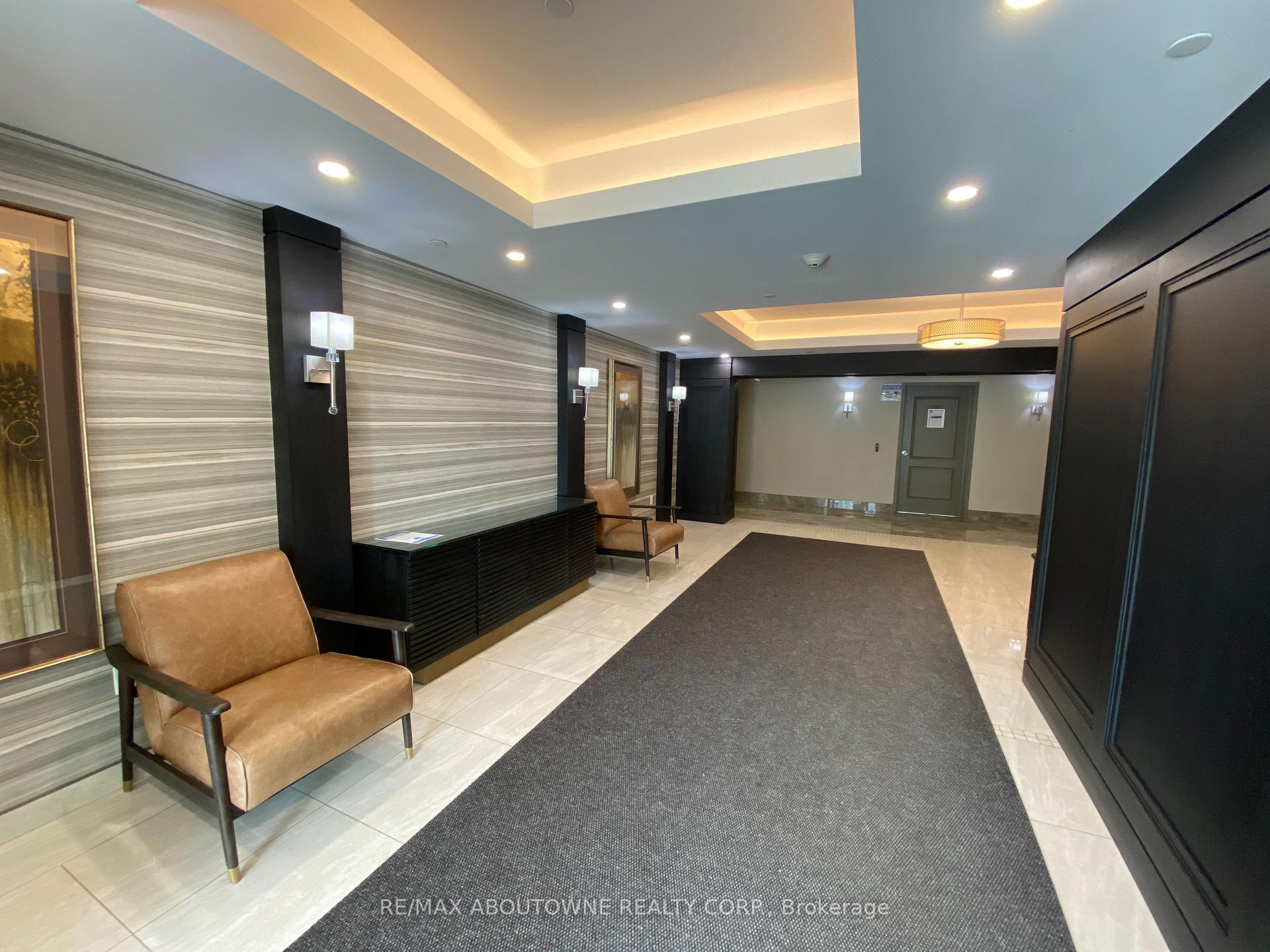 Photo 4 of Unit 611, 125 Shoreview Place, Hamilton, Lakeshore — HOMEH
