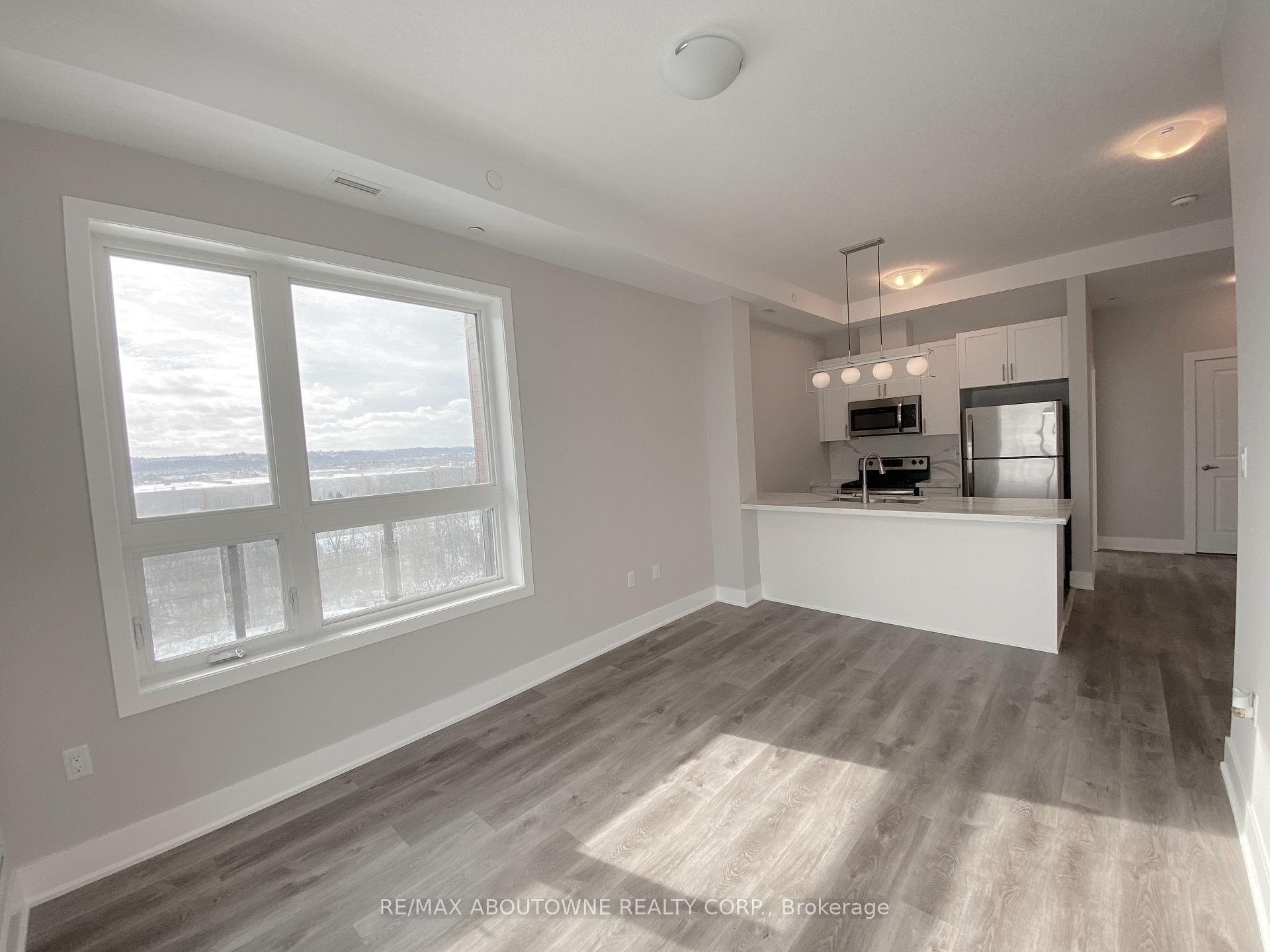 Photo 9 of Unit 611, 125 Shoreview Place, Hamilton, Lakeshore — HOMEH