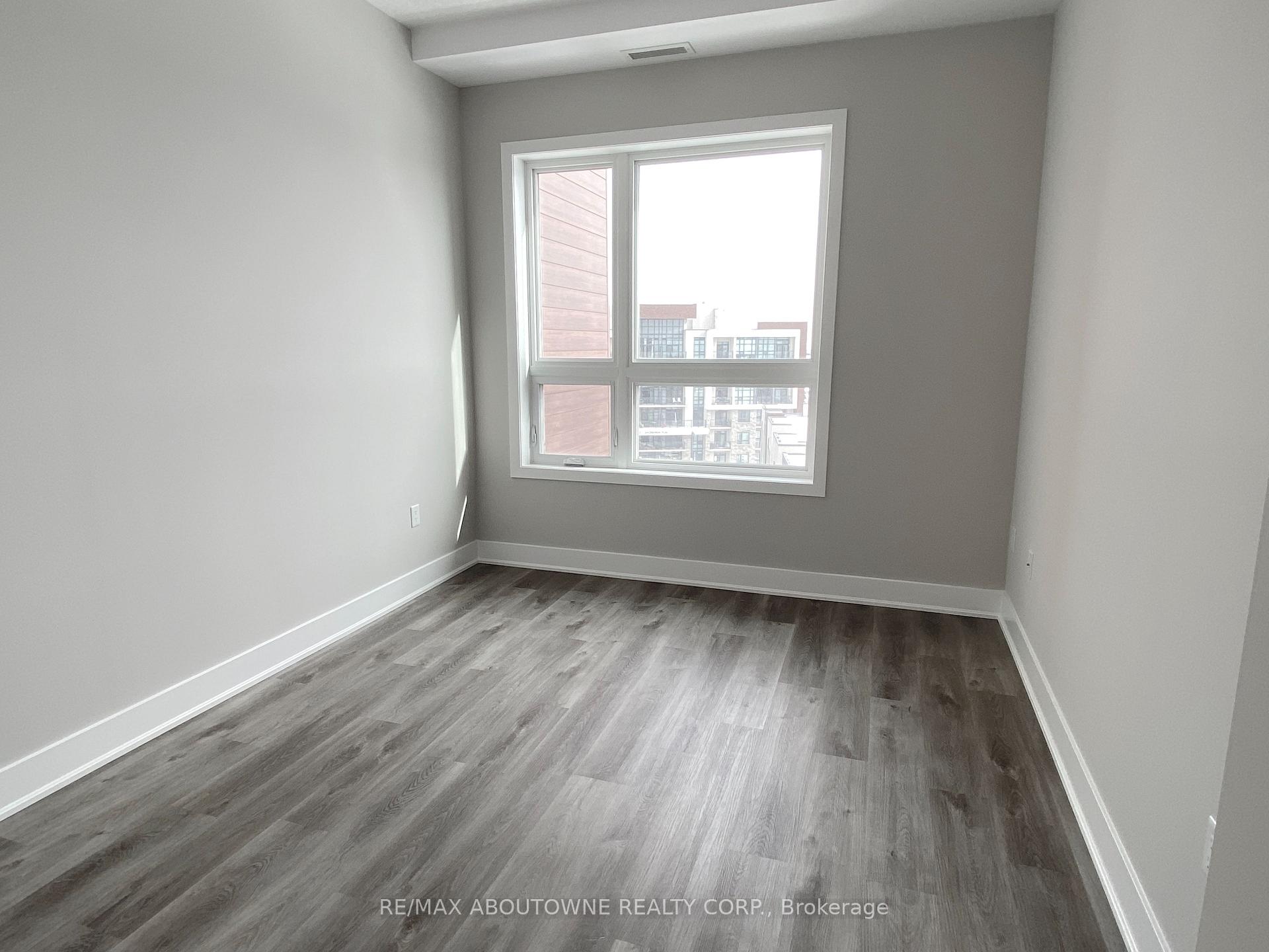 Photo 11 of Unit 611, 125 Shoreview Place, Hamilton, Lakeshore — HOMEH
