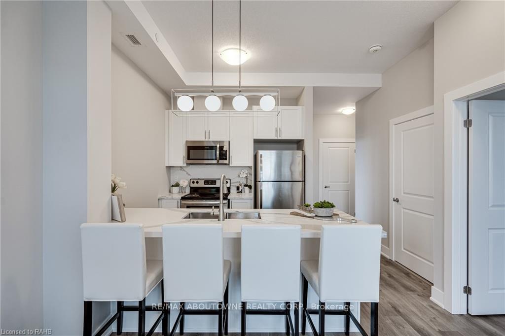 Photo 15 of Unit 611, 125 Shoreview Place, Hamilton, Lakeshore — HOMEH