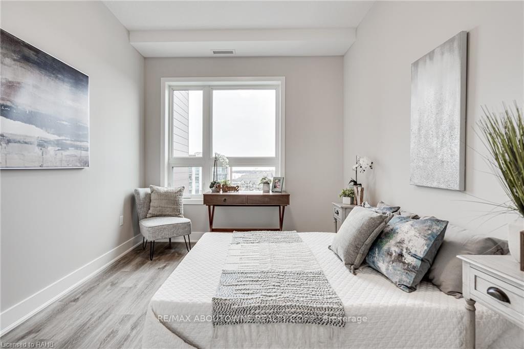 Photo 18 of Unit 611, 125 Shoreview Place, Hamilton, Lakeshore — HOMEH