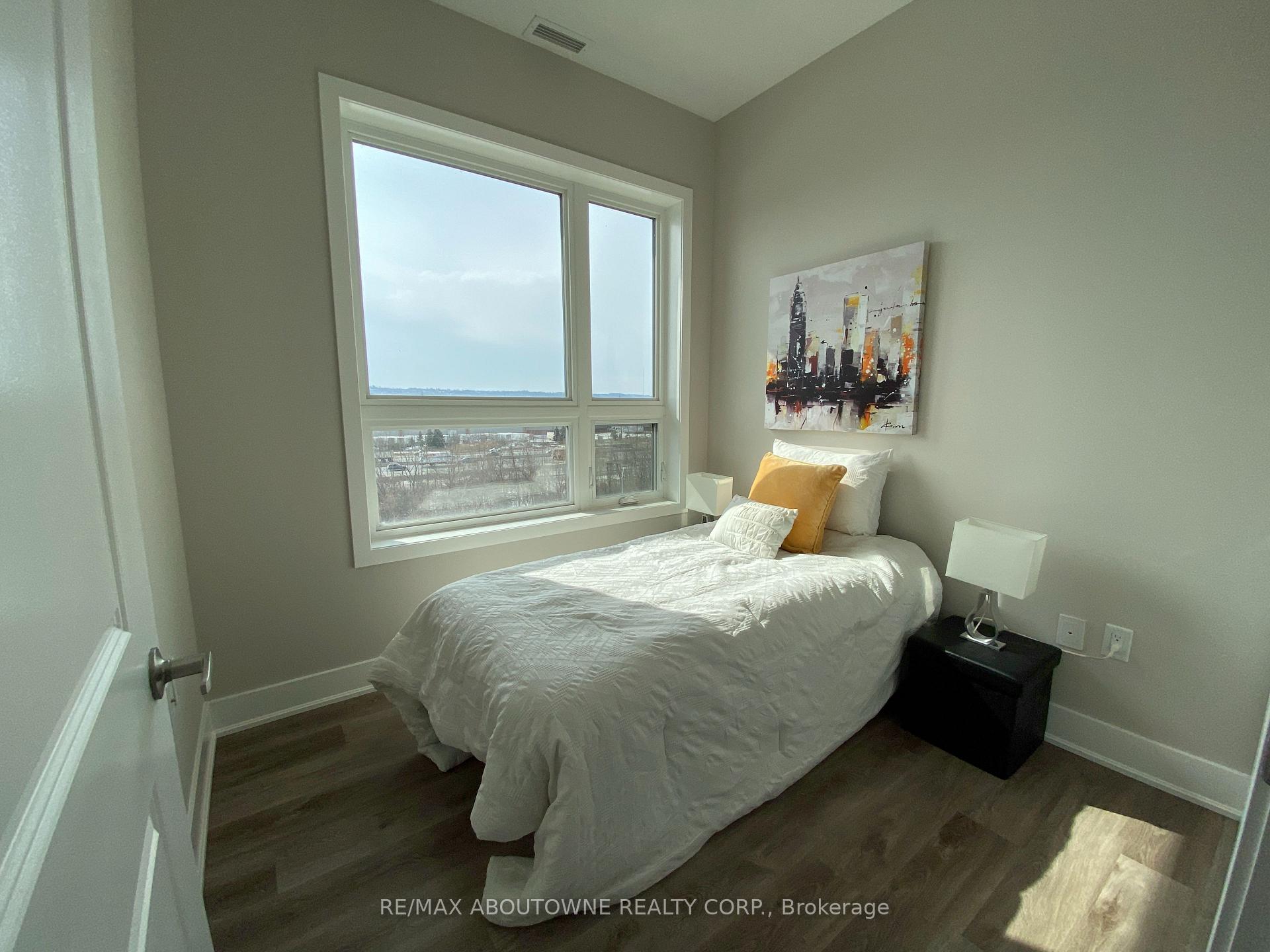 Photo 22 of Unit 611, 125 Shoreview Place, Hamilton, Lakeshore — HOMEH