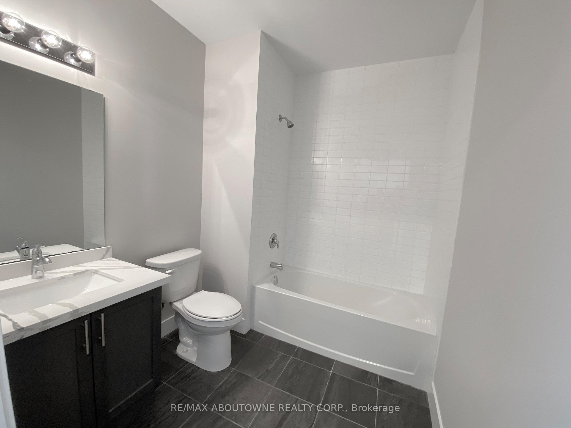 Photo 24 of Unit 611, 125 Shoreview Place, Hamilton, Lakeshore — HOMEH