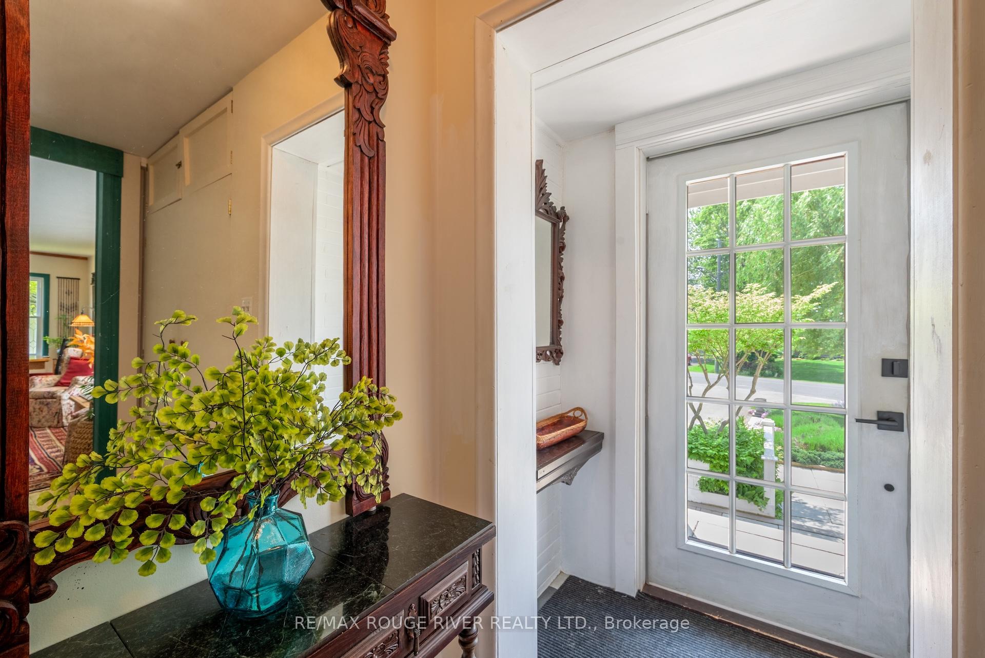 Photo 5 of 546 Lakeshore Road, Cobourg — HOMEH