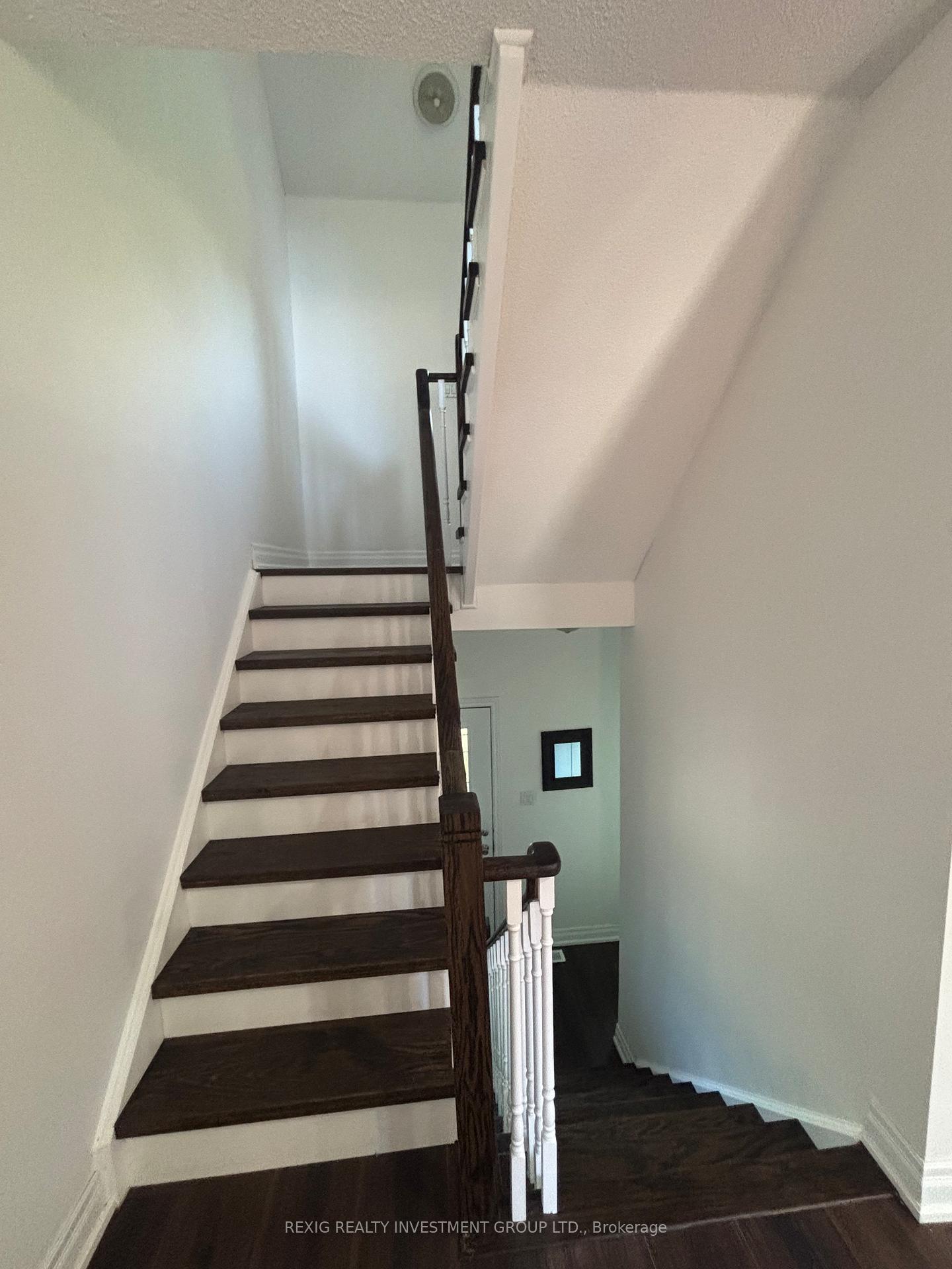 Photo 2 of Unit 40, 100 Beddoe Drive, Hamilton, Chedoke Park — HOMEH