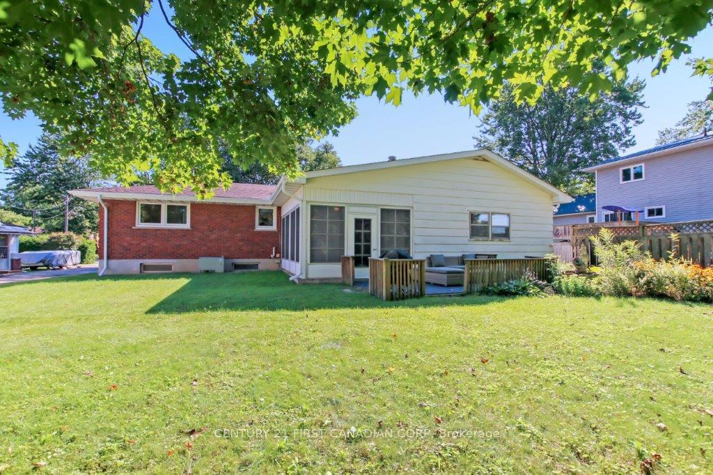 Photo 4 of 134 Lorne Street, Central Elgin, Belmont — HOMEH