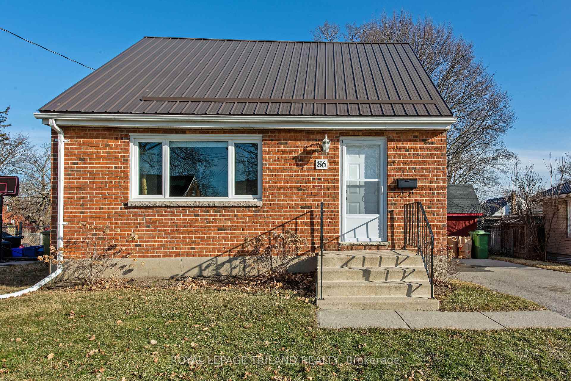 Photo 5 of 86 Dunkirk Drive, St. Thomas — HOMEH