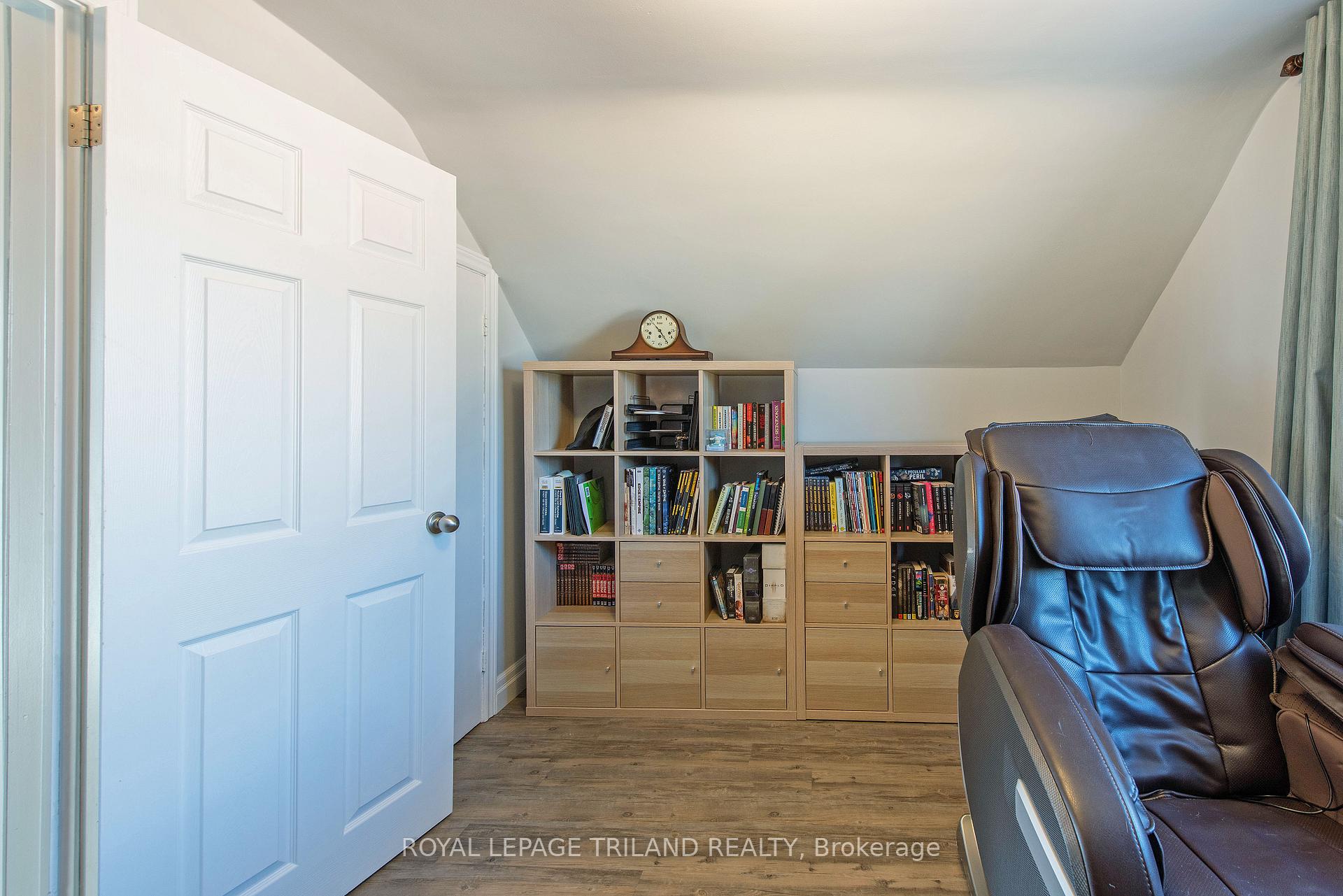 Photo 44 of 86 Dunkirk Drive, St. Thomas — HOMEH