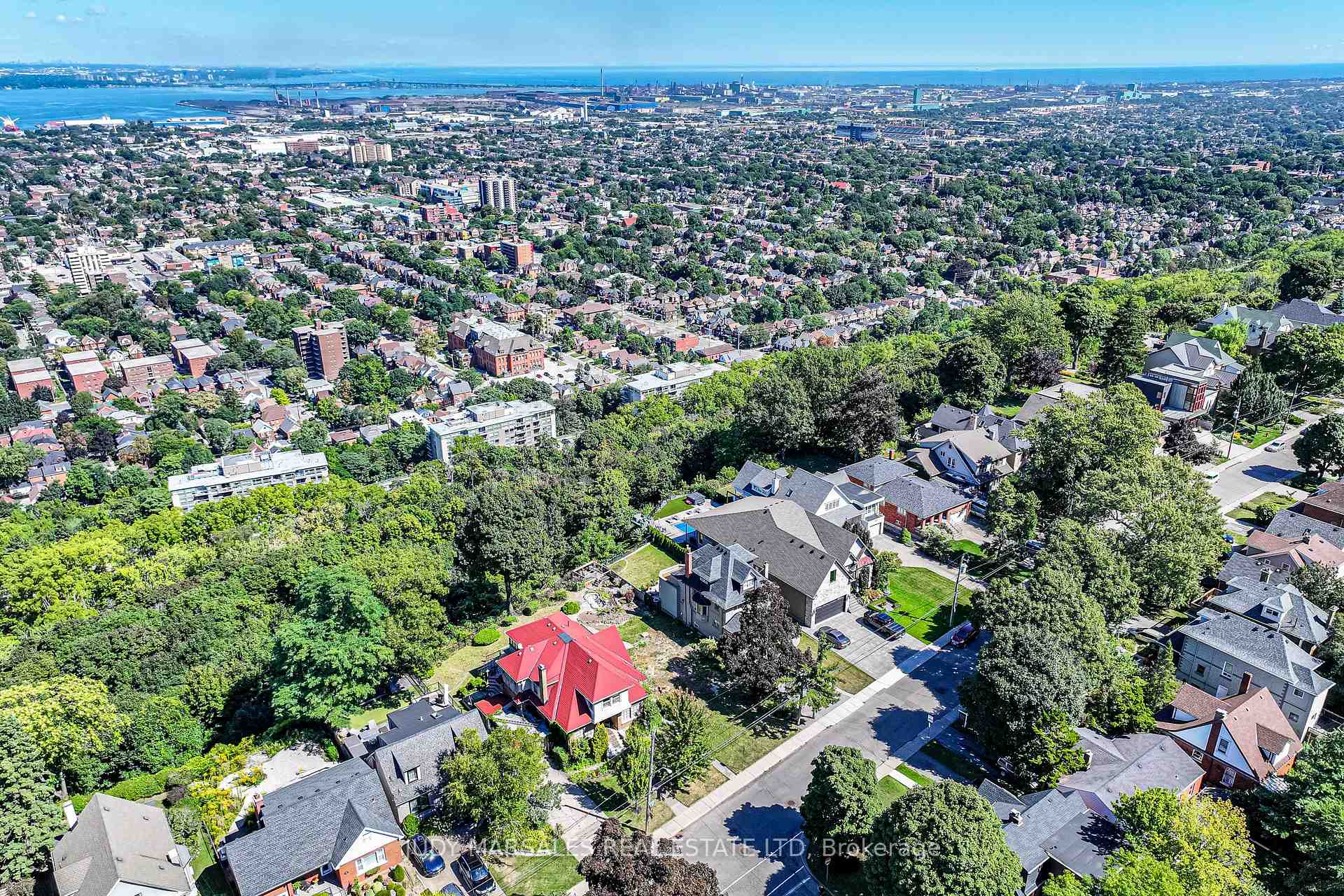 Photo 7 of 63 Mountain Park Avenue, Hamilton, Centremount — HOMEH