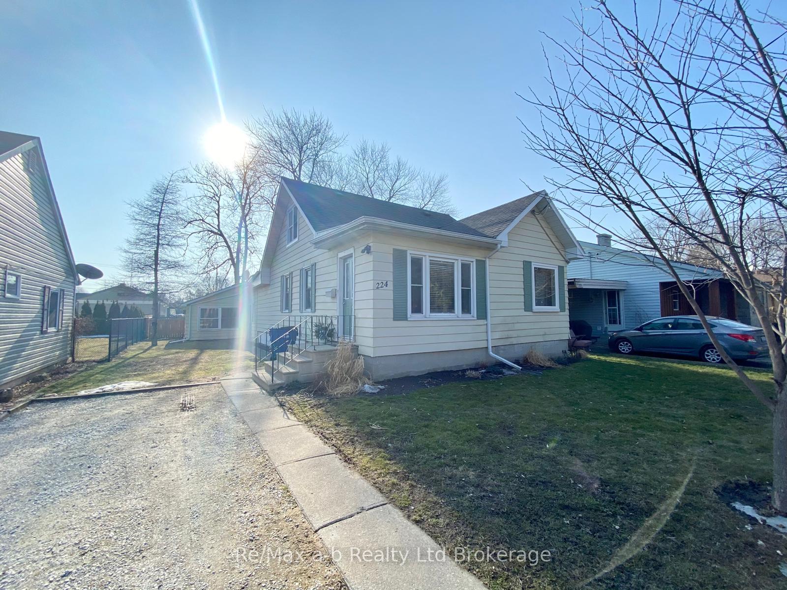 Front of 224 Joseph Street