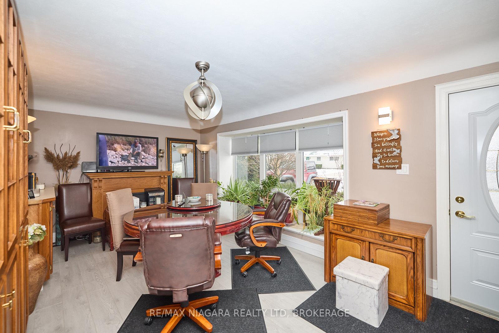 Photo 5 of 13 Lakeview Avenue, St. Catharines, Lakeshore — HOMEH