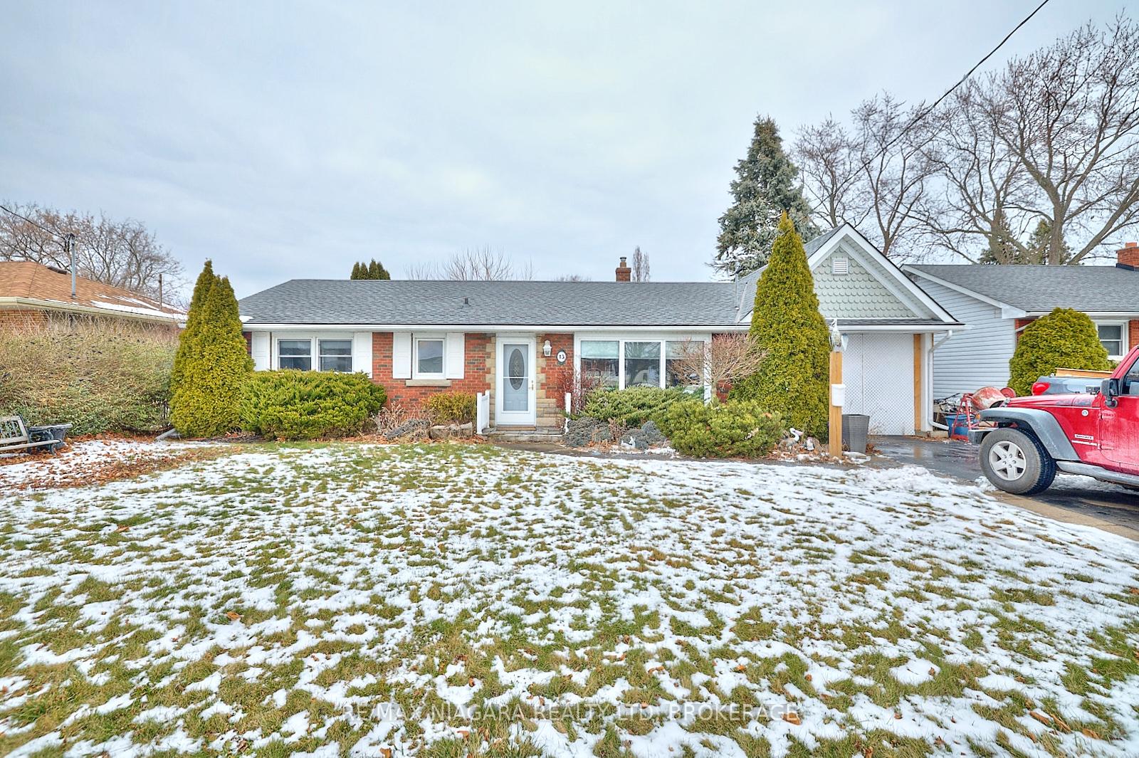 Photo 2 of 13 Lakeview Avenue, St. Catharines, Lakeshore — HOMEH