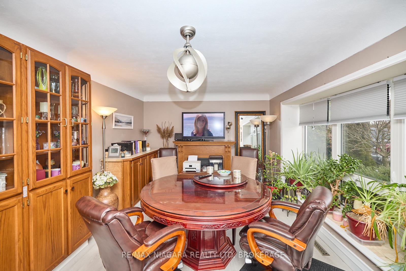 Photo 25 of 13 Lakeview Avenue, St. Catharines, Lakeshore — HOMEH
