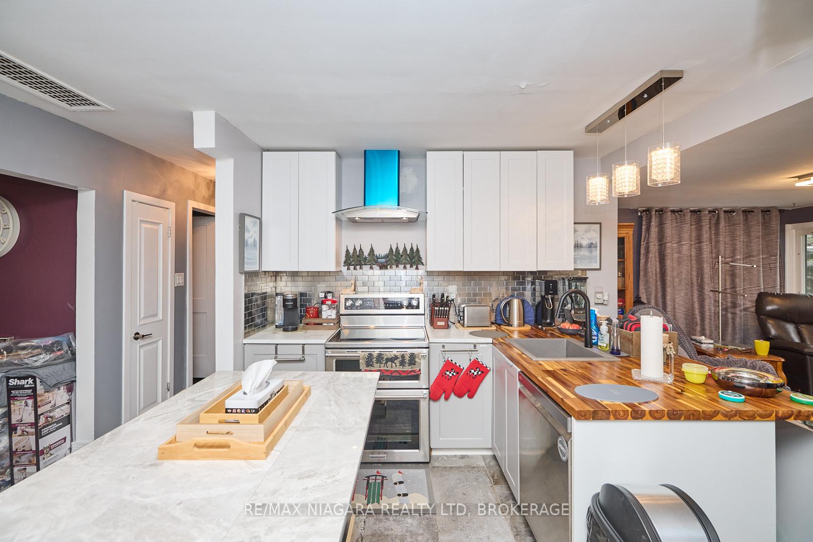 Photo 28 of 13 Lakeview Avenue, St. Catharines, Lakeshore — HOMEH