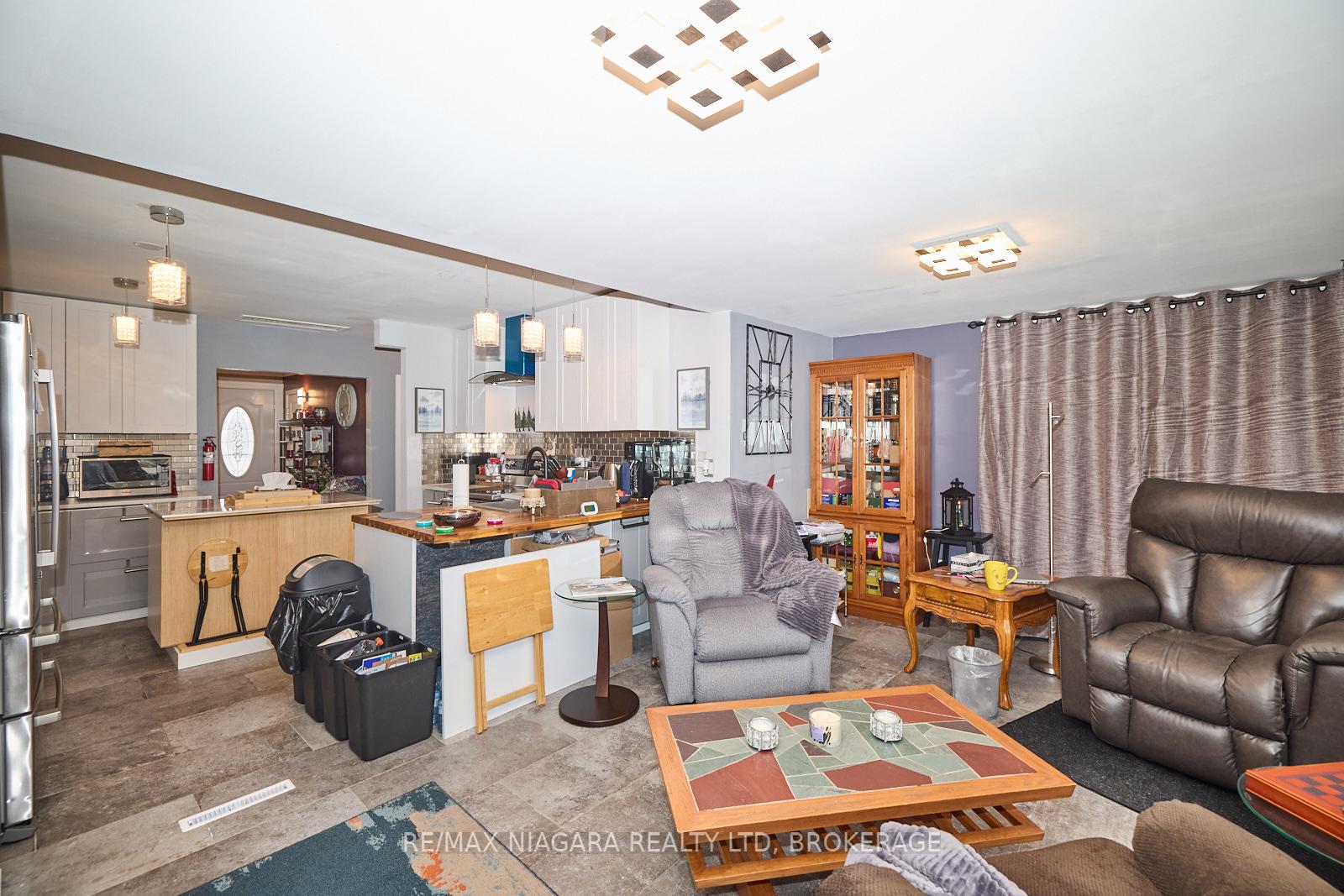 Photo 31 of 13 Lakeview Avenue, St. Catharines, Lakeshore — HOMEH