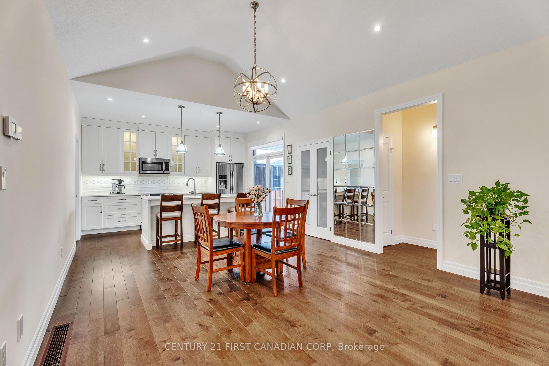 Photo 13 of 66 Carolina Crescent, St. Thomas — HOMEH