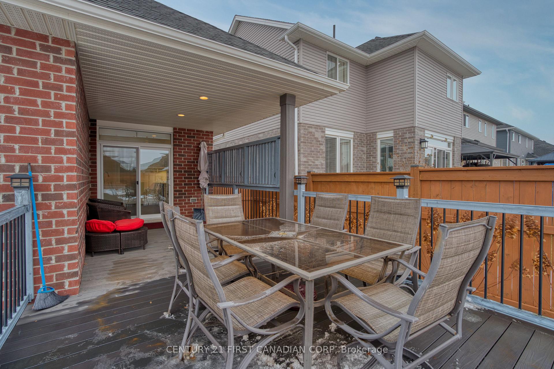Photo 36 of 66 Carolina Crescent, St. Thomas — HOMEH
