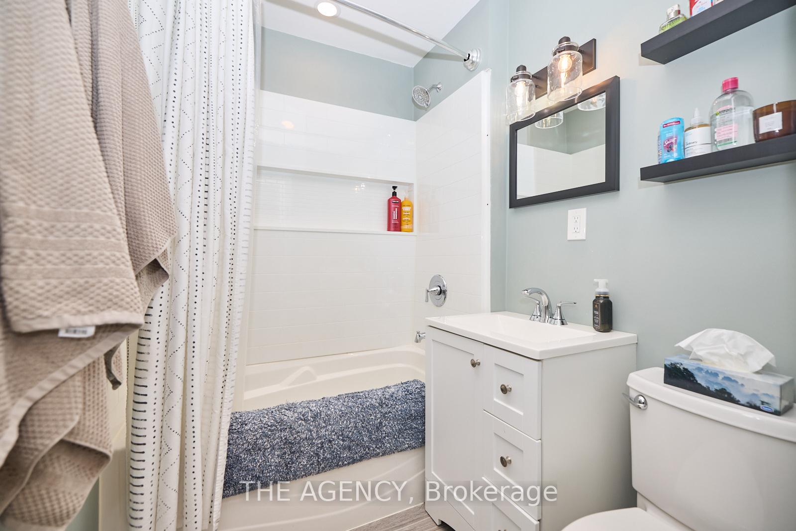 Photo 16 of 45 Bartlett Street, St. Catharines, Facer — HOMEH