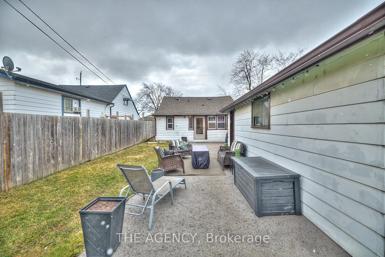 Photo 26 of 45 Bartlett Street, St. Catharines, Facer — HOMEH