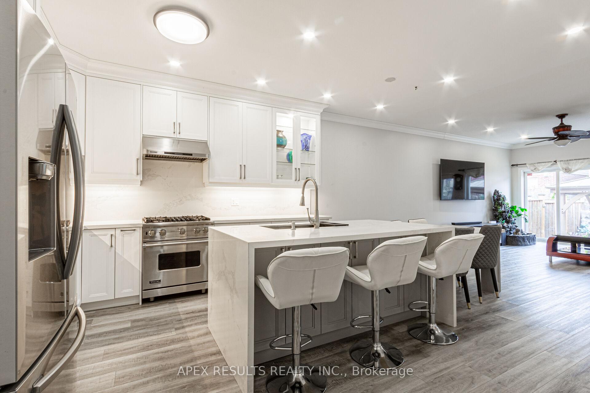 Photo 12 of 97 Trafalgar Drive, Hamilton, Stoney Creek Mountain — HOMEH