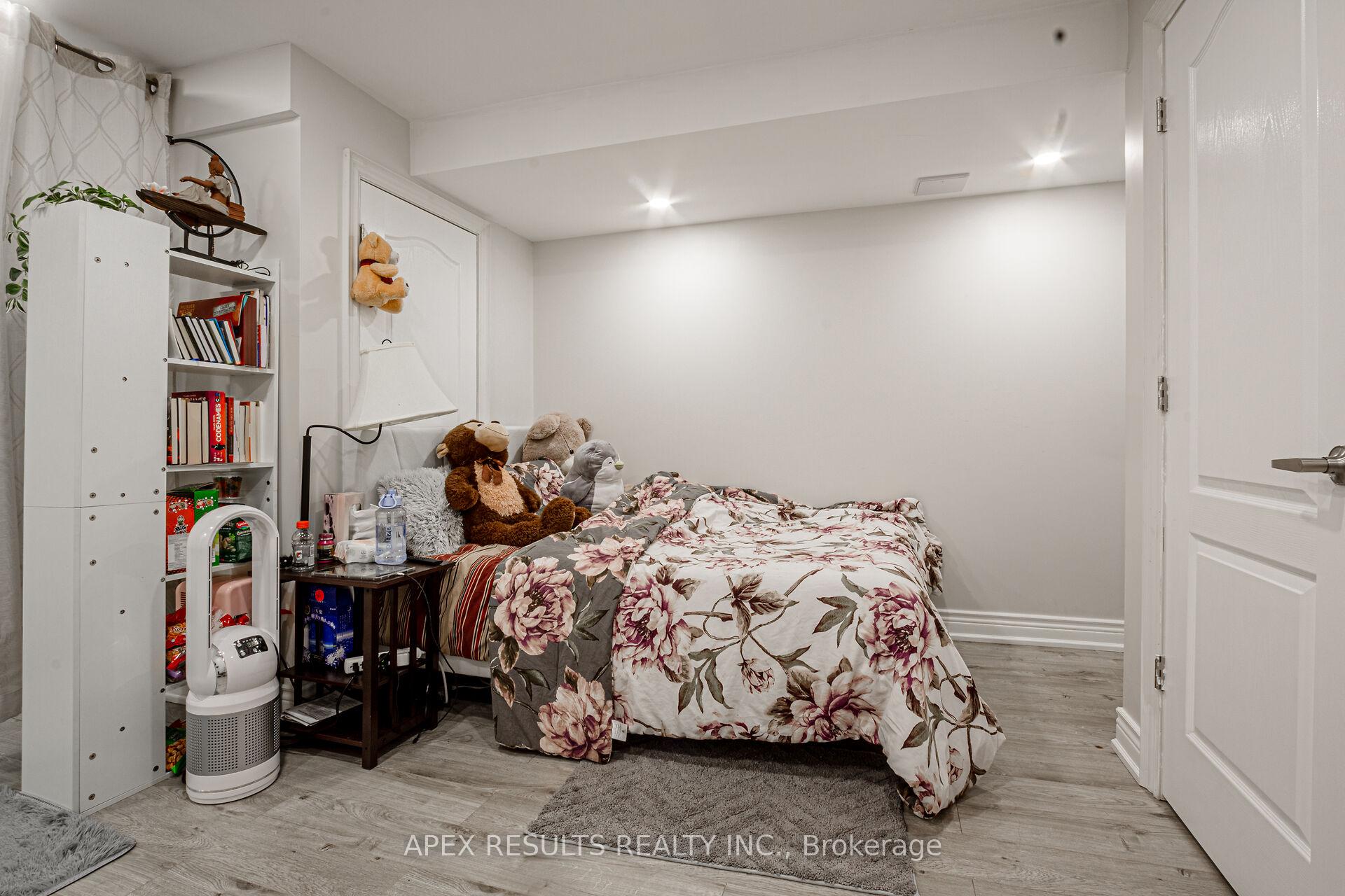 Photo 71 of 97 Trafalgar Drive, Hamilton, Stoney Creek Mountain — HOMEH
