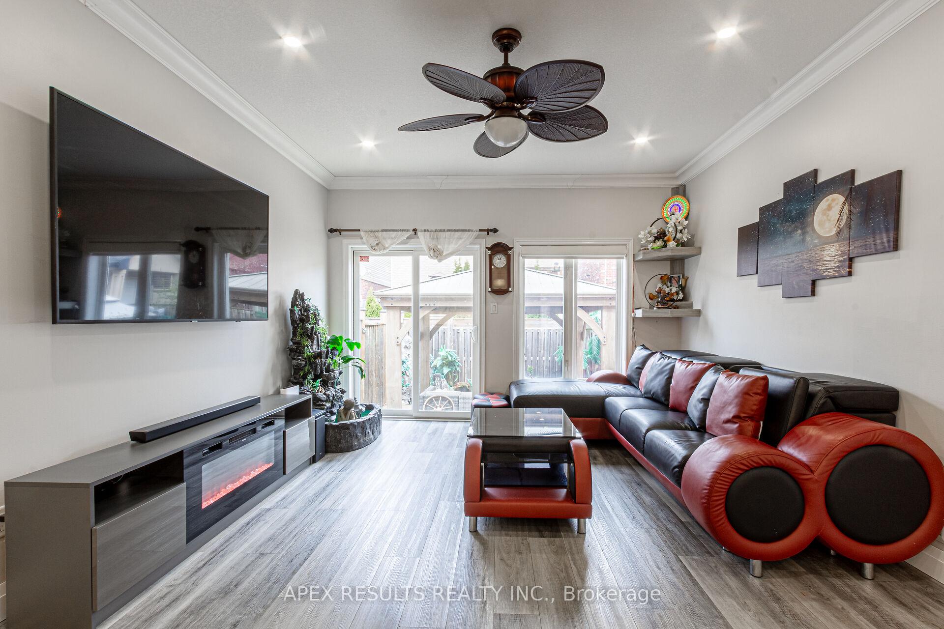 Photo 32 of 97 Trafalgar Drive, Hamilton, Stoney Creek Mountain — HOMEH