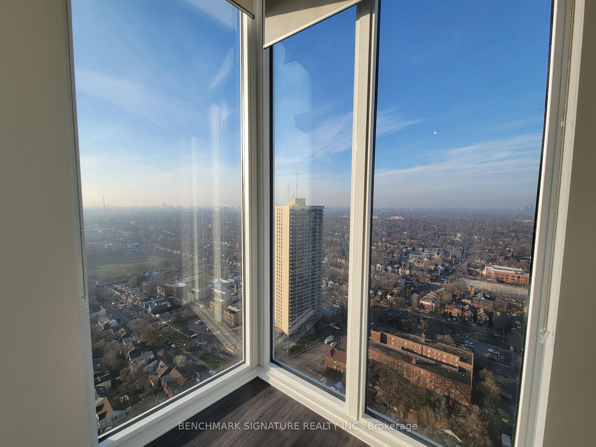 Photo 6 of Unit 2909, 33 Helendale Avenue, Toronto, Yonge-Eglinton — HOMEH