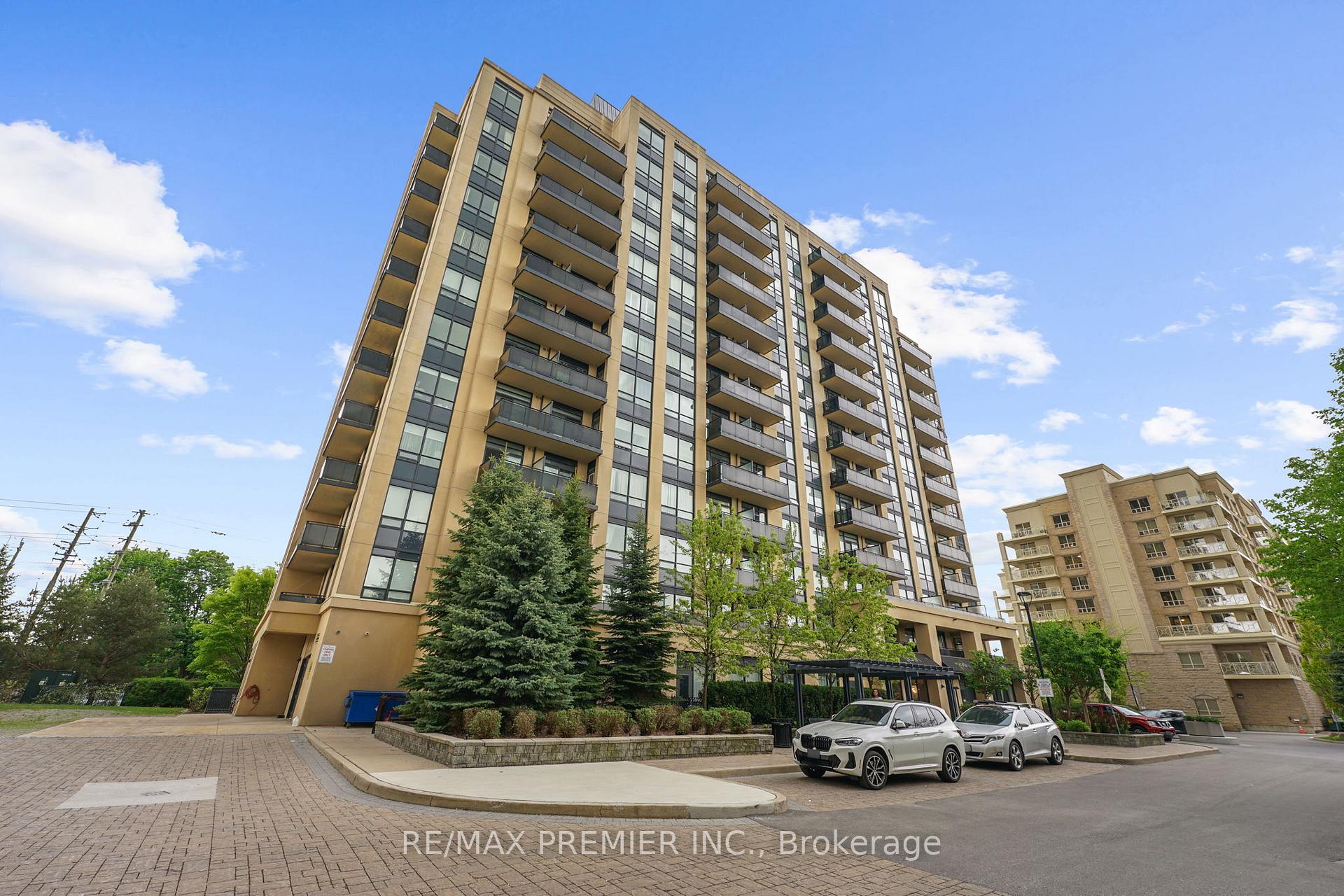 Front of Unit 1008, 520 Steeles Avenue W