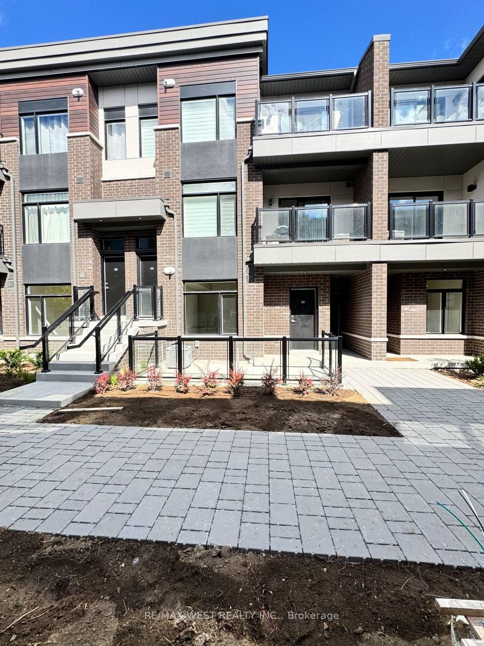 Photo 2 of Unit 906, 1695 Dersan Street, Pickering, Duffin Heights — HOMEH