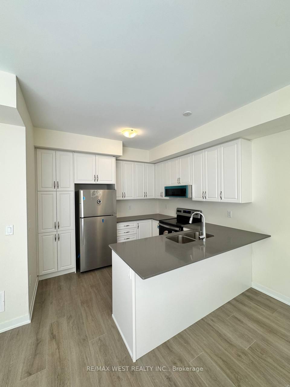 Photo 5 of Unit 906, 1695 Dersan Street, Pickering, Duffin Heights — HOMEH