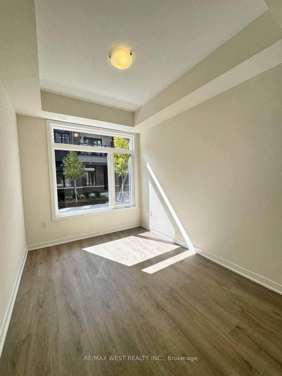 Photo 9 of Unit 906, 1695 Dersan Street, Pickering, Duffin Heights — HOMEH