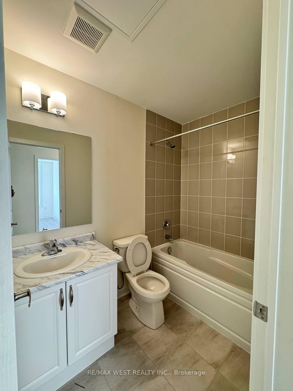 Photo 10 of Unit 906, 1695 Dersan Street, Pickering, Duffin Heights — HOMEH