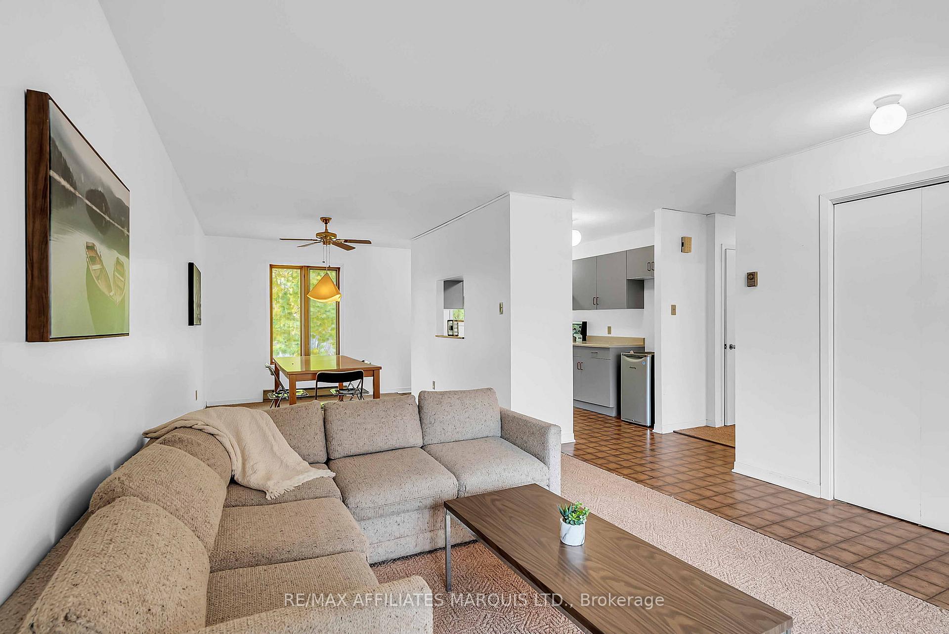Photo 8 of 812 Kenyon Crescent, Cornwall — HOMEH