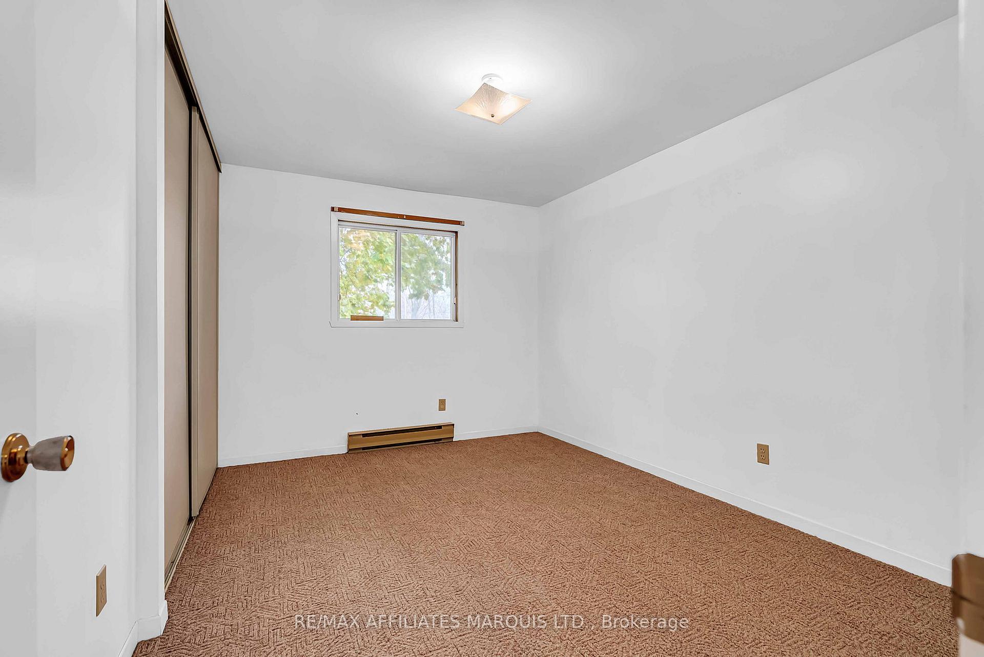 Photo 20 of 812 Kenyon Crescent, Cornwall — HOMEH
