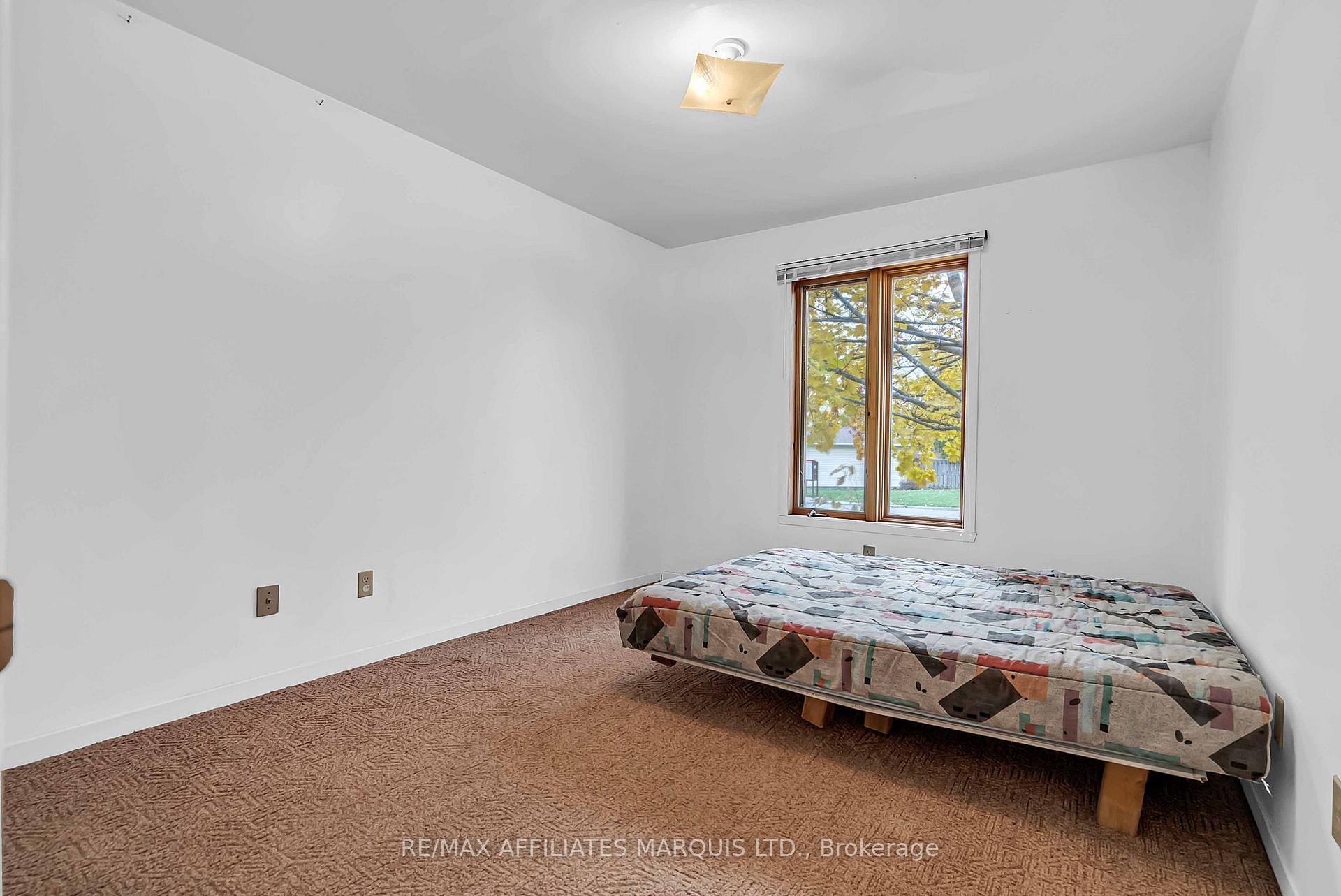 Photo 23 of 812 Kenyon Crescent, Cornwall — HOMEH