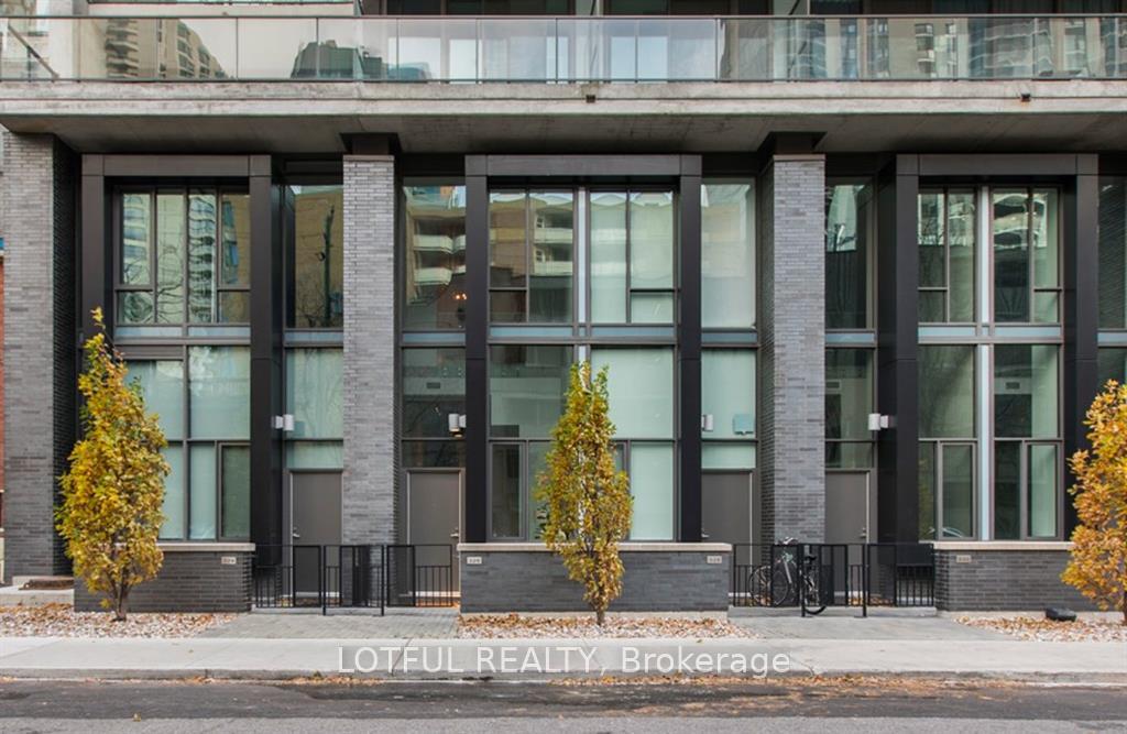 Photo 2 of 326 Gloucester Street, Ottawa, Ottawa Centre — HOMEH